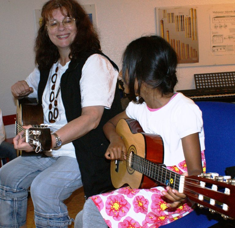 Orientierungskurs für Kinder ab 6 Jahren Musiklehrer in Frankfurt am Main - Das Musikzentrum