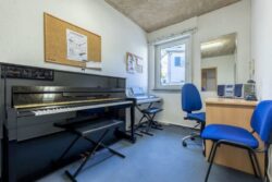 DAS MUSIKZENTRUM KLAVIERRAUM 1